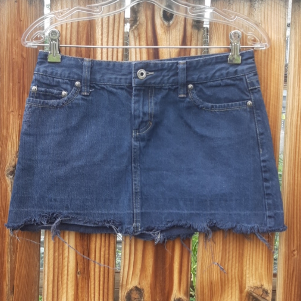 American eagle jean darkwash mini skirt sz 2